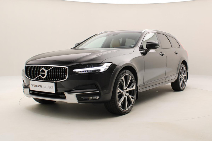Volvo V90 CC D5 AWD PRO AUT REZERVACE 2.0 d CC CC