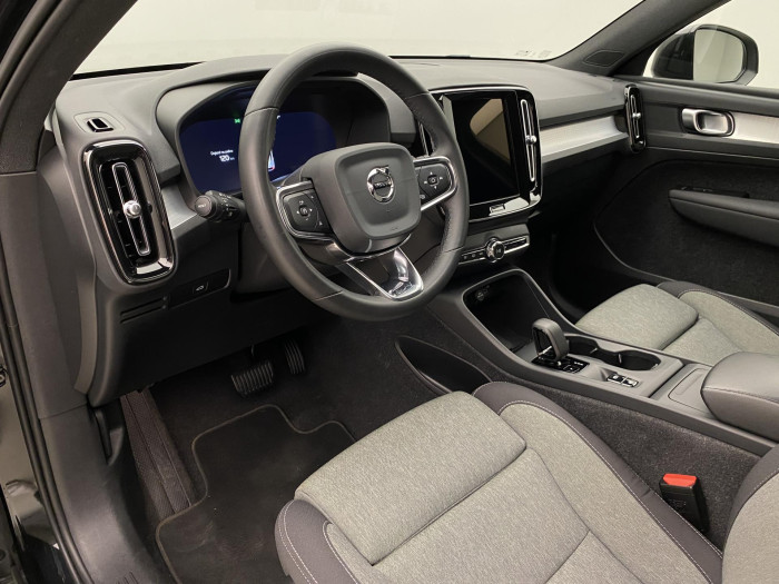 Volvo XC40 B4 CORE AUT CZ