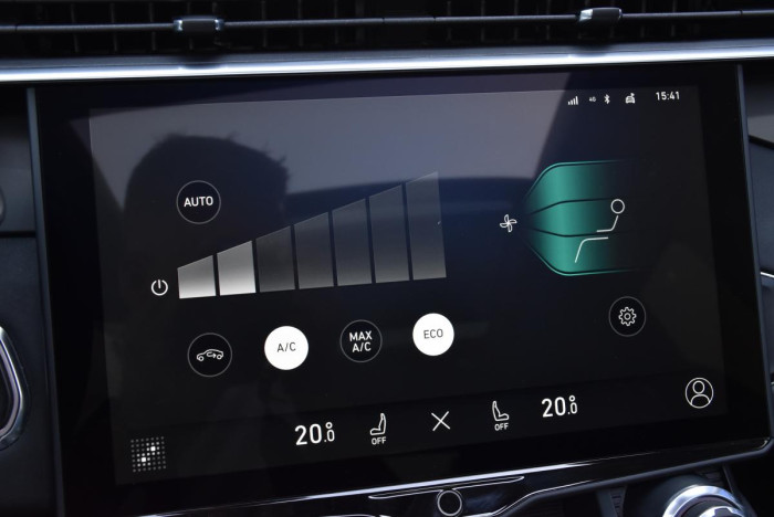 Lynk & Co 01 PHEV DCT AUT 1.maj.