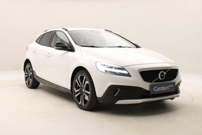 Volvo V40 CC T3 SUMMUM AUT CZ REZERVACE 1.5 CC CC Summum