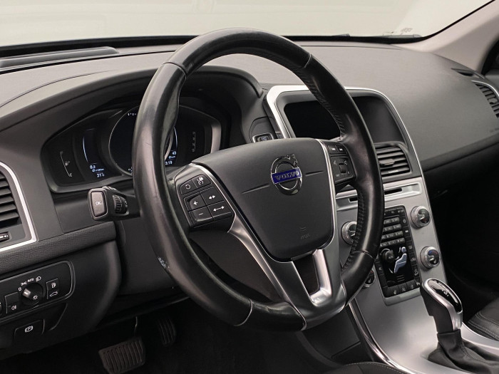 Volvo XC60 D4 AWD MOMENTUM AUT 2.4 d Momentum