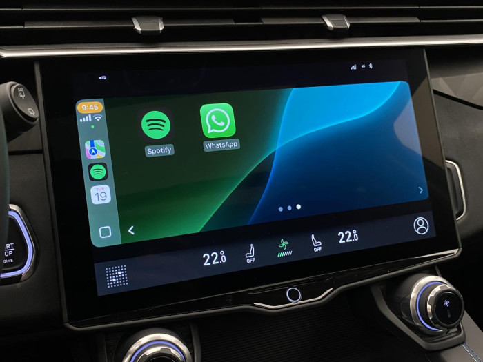 Lynk & Co 01 PHEV DCT AUT 1.maj