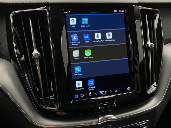 Volvo XC60 B4 MOMENTUM AUT REZERVACE 2.0 Momentum