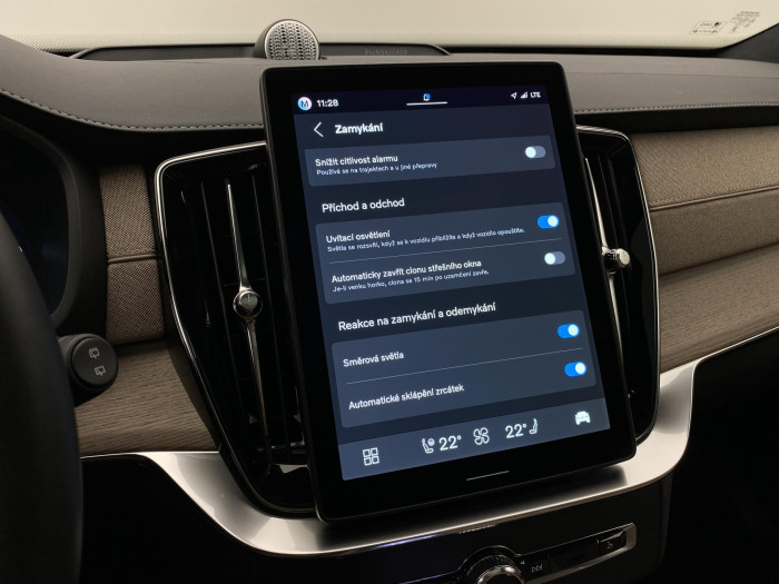 Volvo XC90 T8 AWD PLUG-IN BRIGHT ULTRA 7m