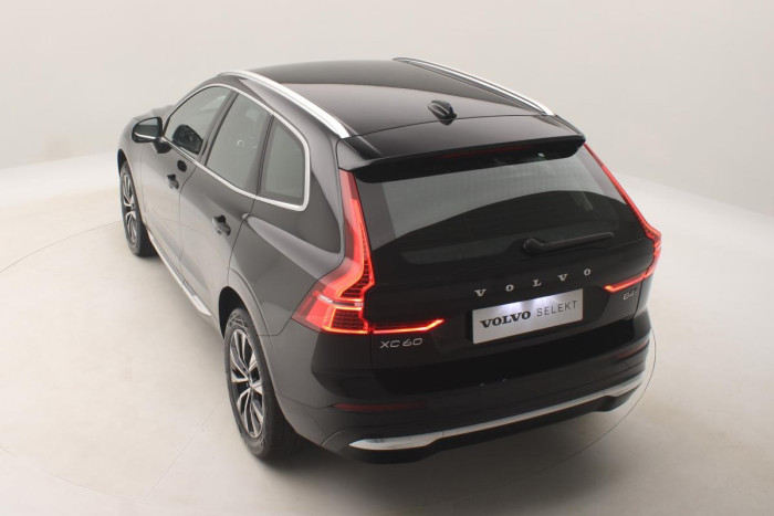 Volvo XC60 B4 AWD PLUS DARK AUT 1.maj