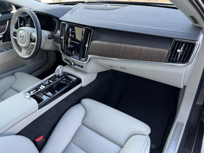 Volvo V90 T8 AWD INSCRIPTION RECHARGE