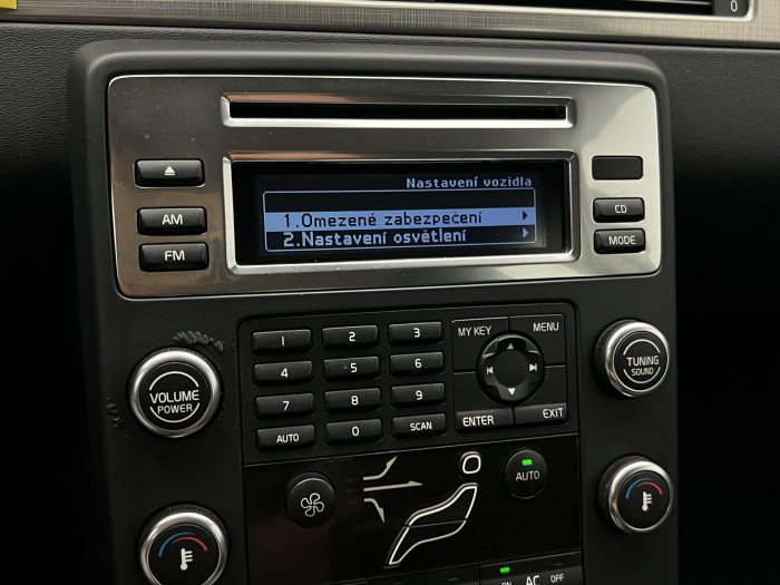 Volvo V70 D5 MOMENTUM AUT 2.4 d Momentum