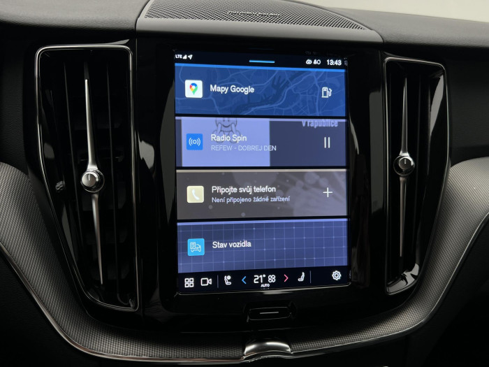 Volvo XC60 B4 AWD PLUS DARK AUT 1.maj.