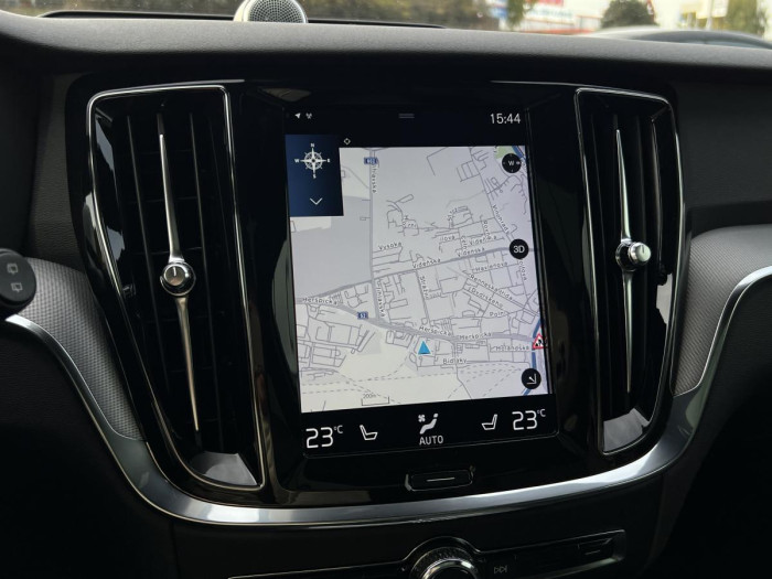 Volvo V60 T6 AWD INSCRIPTION REZERVACE