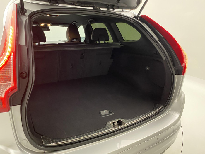 Volvo XC60 D4 AWD MOMENTUM AUT 2.4 d Momentum
