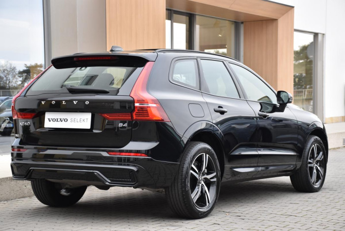 Volvo XC60 B4 R-DESIGN AUT 1.maj.