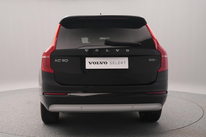 Volvo XC90 B5 AWD MOMENTUM PRO CZ 7M 2.0 Momentum