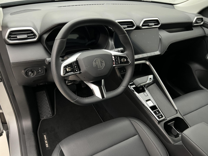 MG ZS 1.5 EXCLUSIVE HYBRID+ AUT CZ 1.5 Exclusive