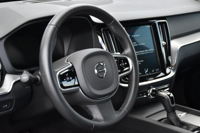 Volvo V60 D3 INSRCIPTION REZERVACE 2.0 d