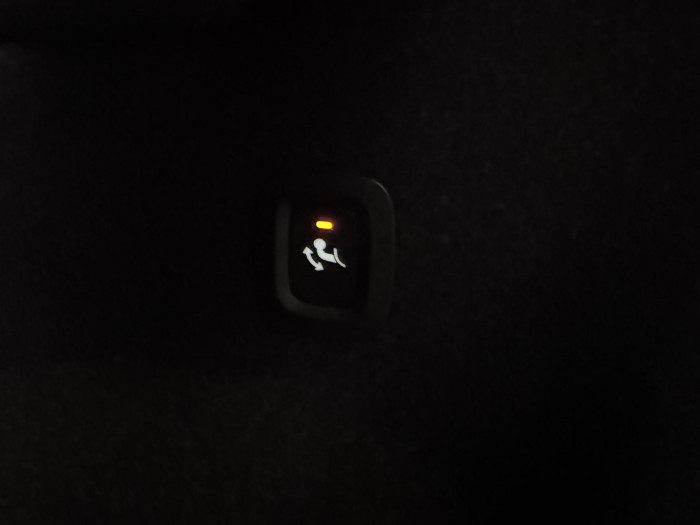 Volvo XC40 T3 MOMENTUM CZ 1. maj. 1.5 Momentum