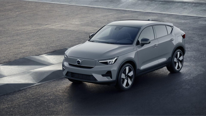 Volvo EC40 PURE ELECTRIC TWIN PLUS