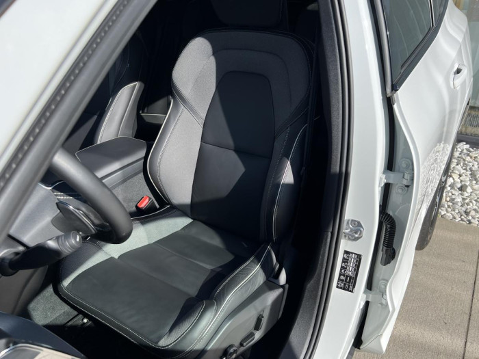 Volvo XC60 B5 AWD R-DESIGN Aut 1.maj.
