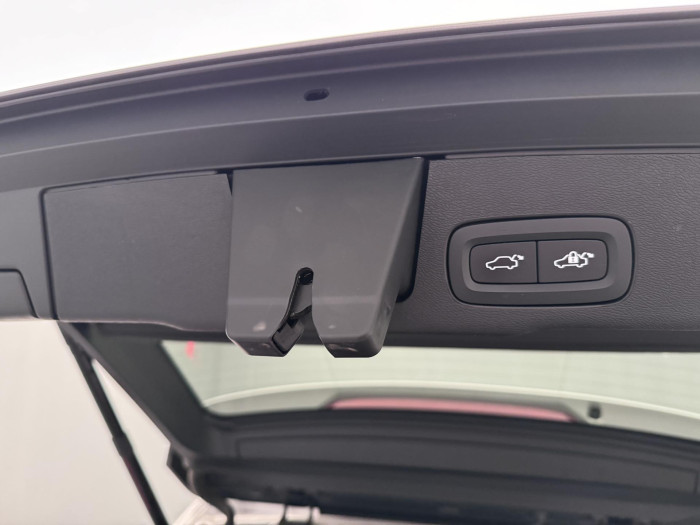 Volvo XC60 B6 AWD INSCRIPTION CZ