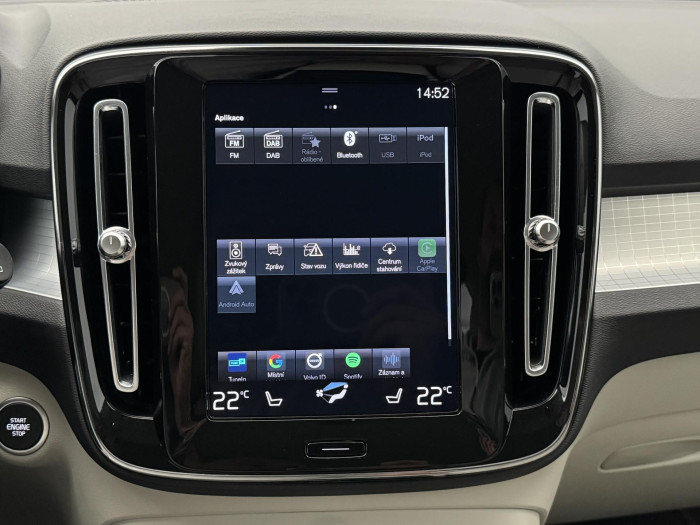 Volvo XC40 T3 MOMENTUM CZ 1.5 Momentum