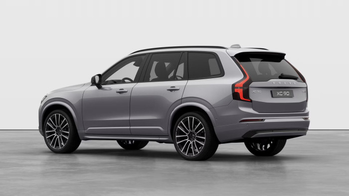 Volvo XC90 B5 AWD AUT DARK ULTRA 7míst