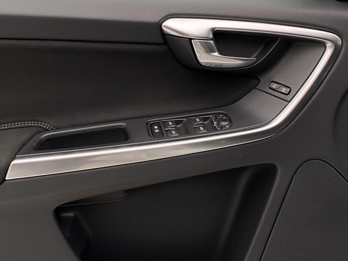 Volvo XC60 D3 MOMENTUM AUT 2.0 d Momentum