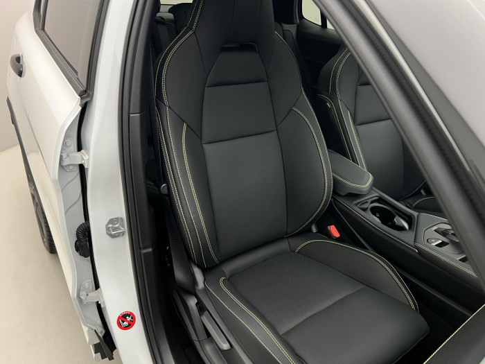 Lynk & Co 01 MORE PHEV