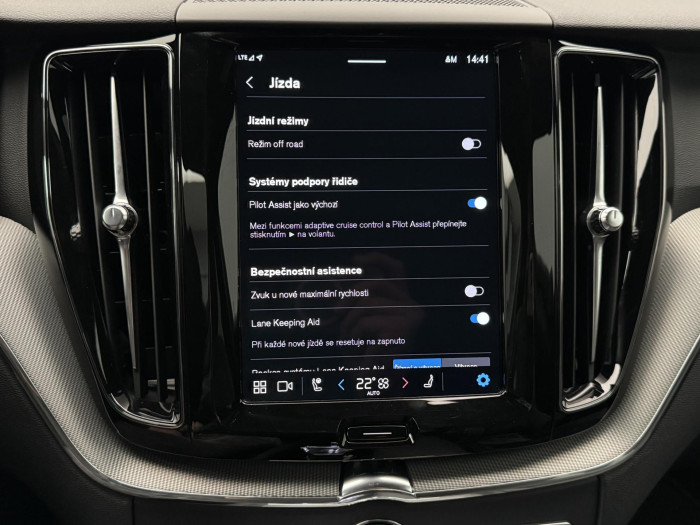 Volvo XC60 B5 AWD DARK PLUS