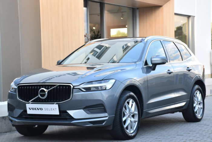 Volvo XC60 T5 AWD MOMENTUM AUT 1.maj. 2.0 Momentum