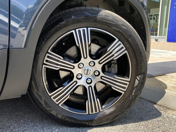 Volvo XC40 D4 AWD INSCRIPTION REZERVACE 2.0 d