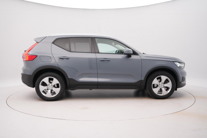 Volvo XC40 B4 MOMENTUM PRO AUT 2.0 Momentum