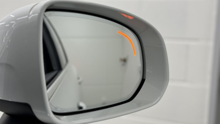 Volvo XC60 B4 AWD MOMENTUM REZERVACE 2.0 Momentum