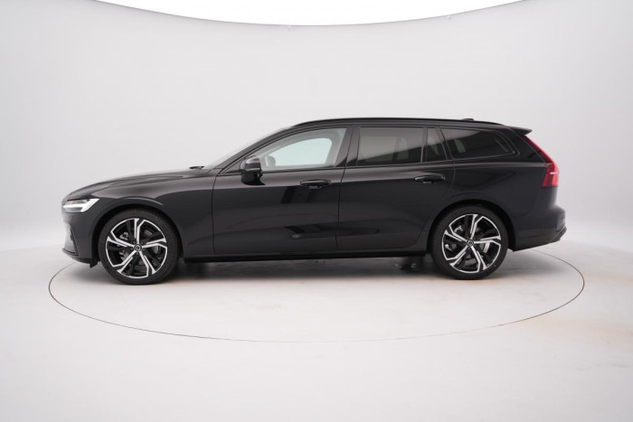 Volvo V60 B4 DARK PLUS AUT 1.maj.