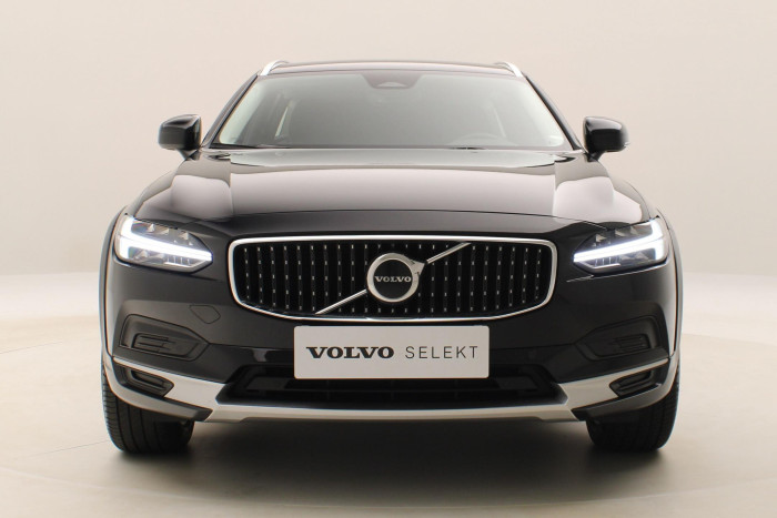 Volvo V90 CC B4 AWD PLUS AUT CZ 1.maj