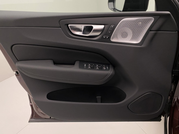 Volvo XC60 B5 AWD AUT DARK ULTRA