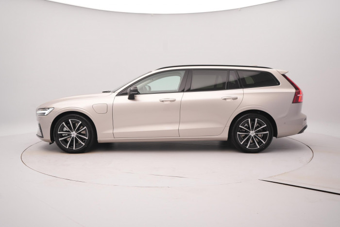 Volvo V60 T6 AWD Plug-in DARK PLUS