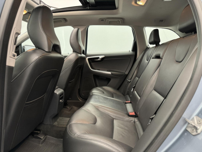 Volvo XC60 D4 AWD SUMMUM AUT 2.4 d Summum