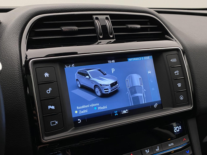 Jaguar F-Pace 20d R-SPORT AWD REZERVACE 2.0 d Sport