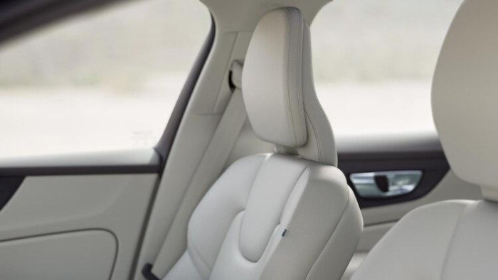 Volvo V60 B4 BRIGHT PLUS