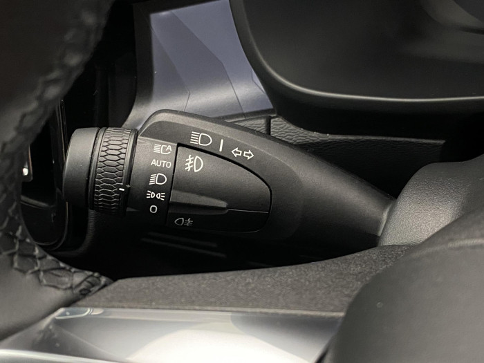 Volvo EC40 ULTRA BLACK EDITION TWIN MOTOR Edition