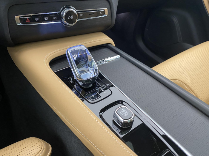 Volvo XC90 T8 AWD RECHARGE DARK PLUS 7m