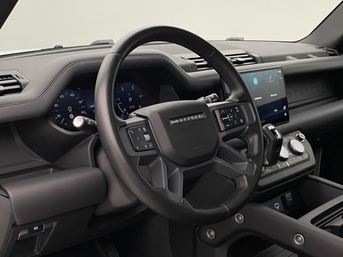 Land Rover Defender 110 D300 X-DYNAMIC HSE AWD AUT 3.0 d Dynamic