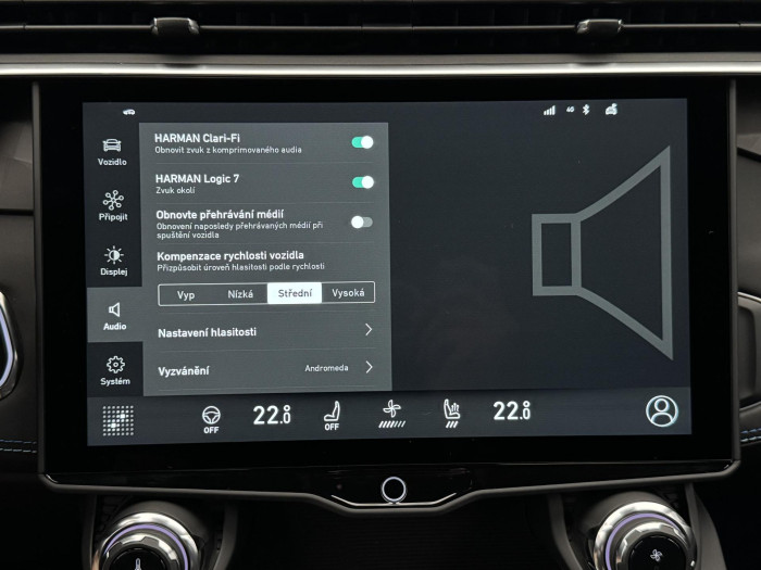 Lynk & Co 01 PHEV DCT AUT 1.maj