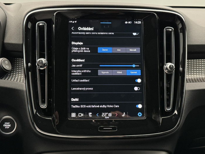 Volvo XC40 B3 ULTIMATE AUT