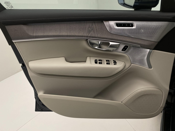 Volvo XC90 T8 AWD RECHARGE BRIGHT PLUS 7m