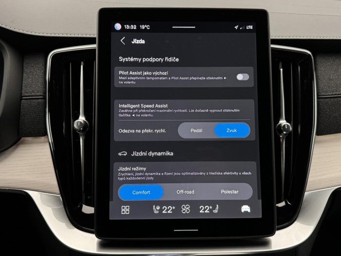 Volvo XC90 B5 AWD PLUS BRIGHT CZ 1.maj