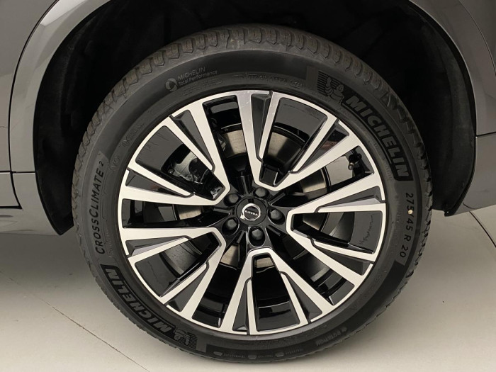 Volvo XC90 T8 AWD AT RECHARGE BRIGHT PLUS 2.0 AT Plus