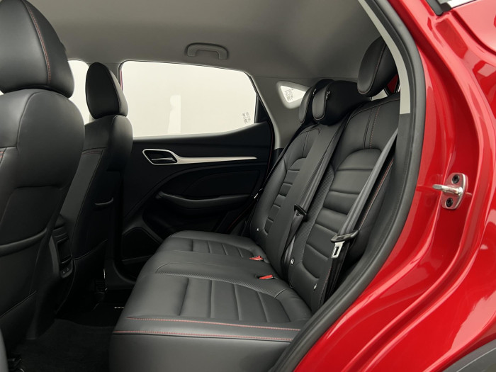 MG ZS 1.0T EXCLUSIVE AUT CZ 1.maj. 1.0 Exclusive