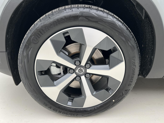 Volvo XC40 B4 DARK ULTRA AUT