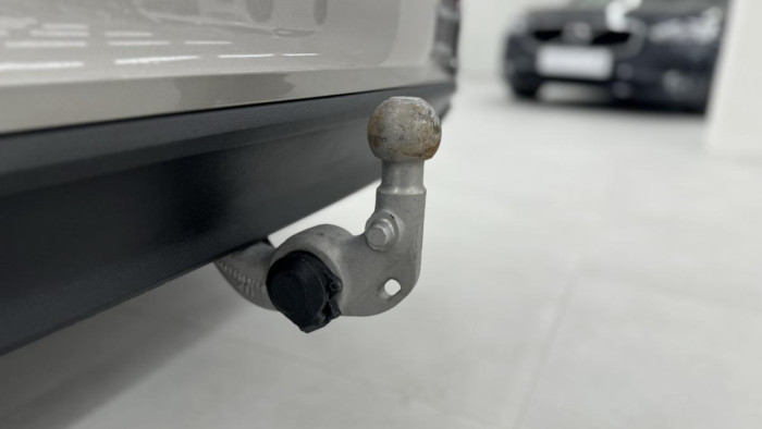 Volvo V60 B4 MOMENTUM AUT REZERVACE 2.0 Momentum