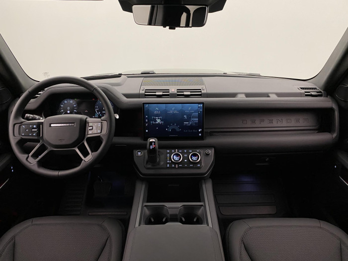 Land Rover Defender 110 D250 X-DYNAMIC SE REZERVAC 3.0 d Dynamic SE